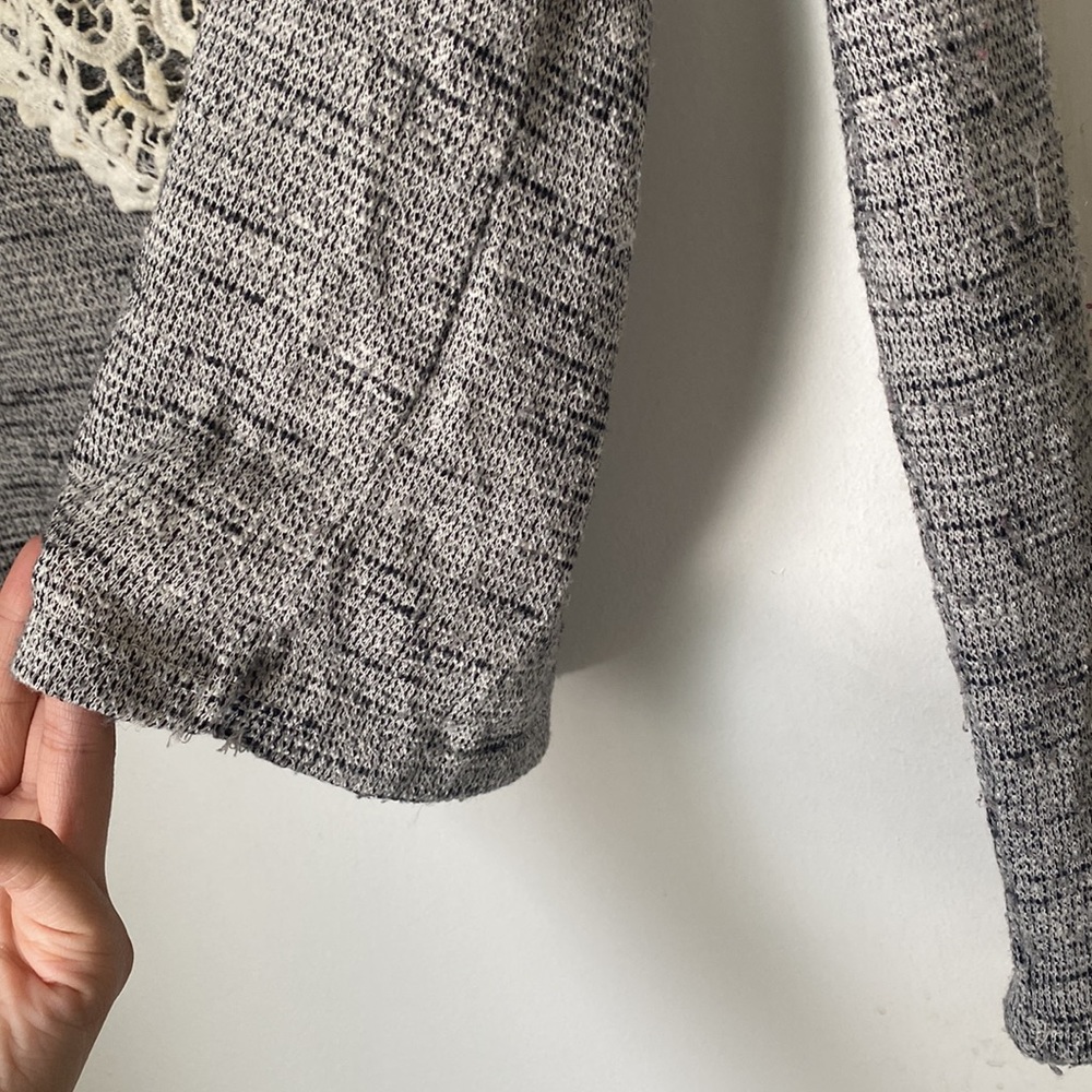 SWEATER - Picture 8 of 9